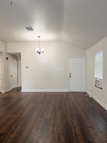 15527 Martineau Street, Houston, TX 77032