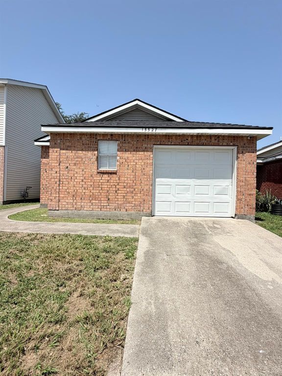 15527 Martineau Street, Houston, TX 77032