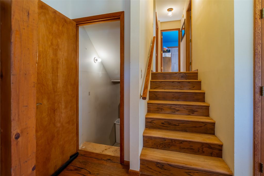 Image 15 of property listing at 187 Trilobite Trail, Jemez Springs, NM 87025