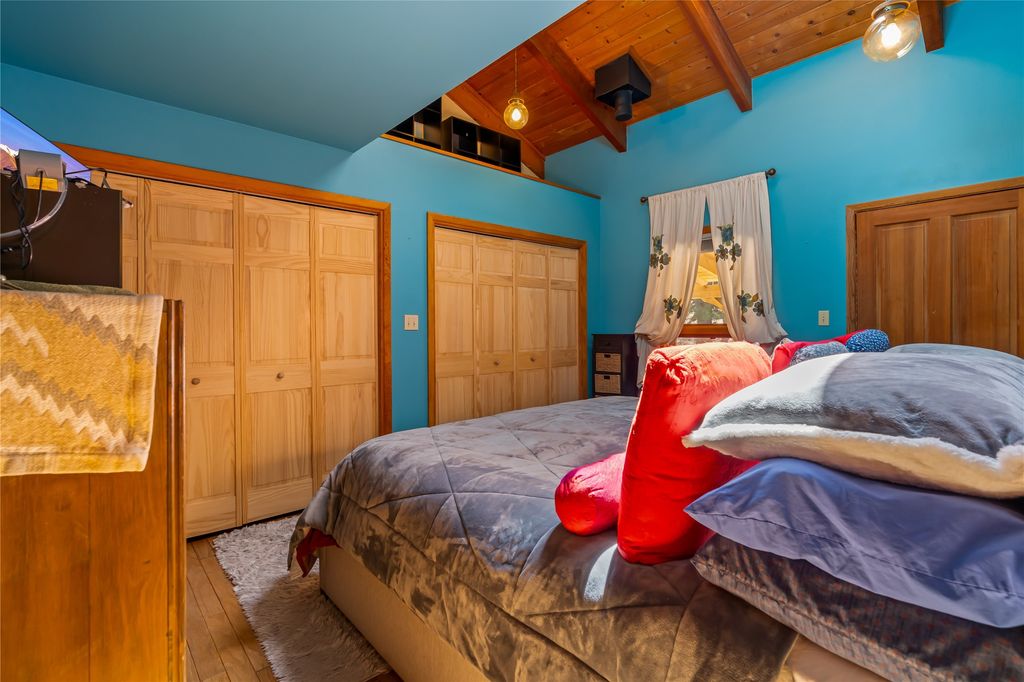 Image 18 of property listing at 187 Trilobite Trail, Jemez Springs, NM 87025