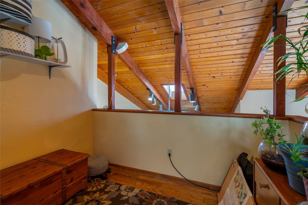 Image 21 of property listing at 187 Trilobite Trail, Jemez Springs, NM 87025