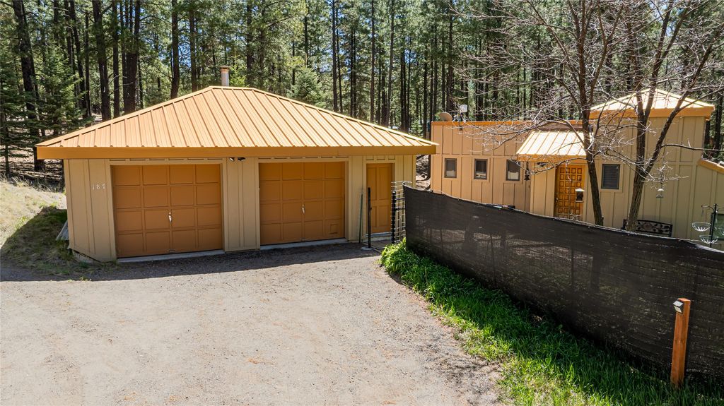 Image 24 of property listing at 187 Trilobite Trail, Jemez Springs, NM 87025