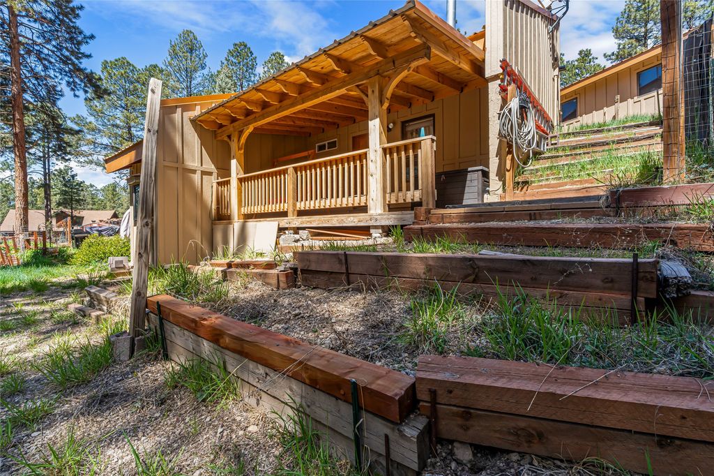Image 29 of property listing at 187 Trilobite Trail, Jemez Springs, NM 87025