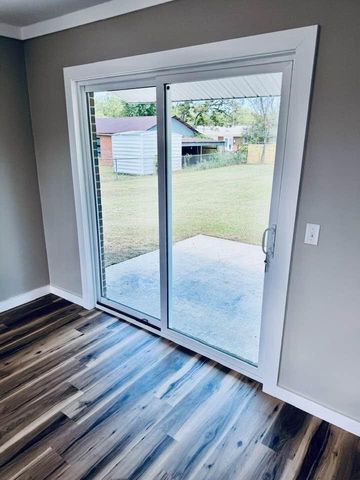 2714 Flynn, Dothan, AL 36301