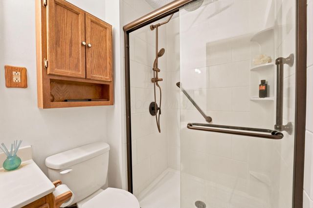 4913 Pear Tree Court, Columbus, OH 43230