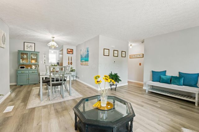 4913 Pear Tree Court, Columbus, OH 43230
