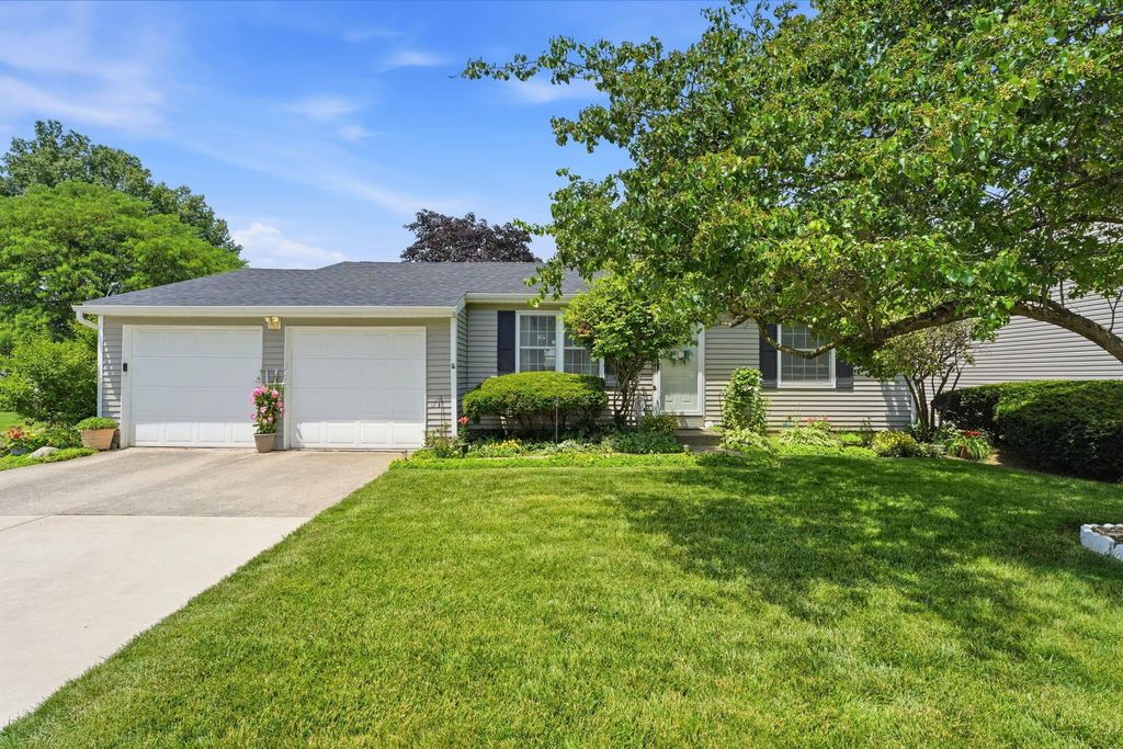 4913 Pear Tree Court, Columbus, OH 43230