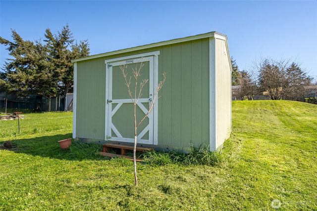 1002 Riepma Avenue, Oak Harbor, WA 98277
