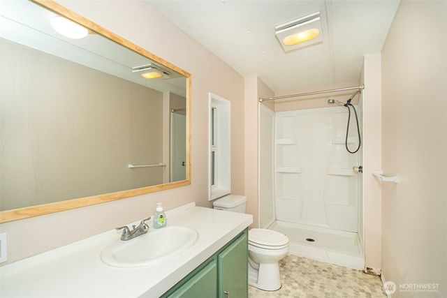 1002 Riepma Avenue, Oak Harbor, WA 98277