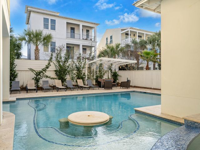 29 Los Angeles Street, Miramar Beach, FL 32550