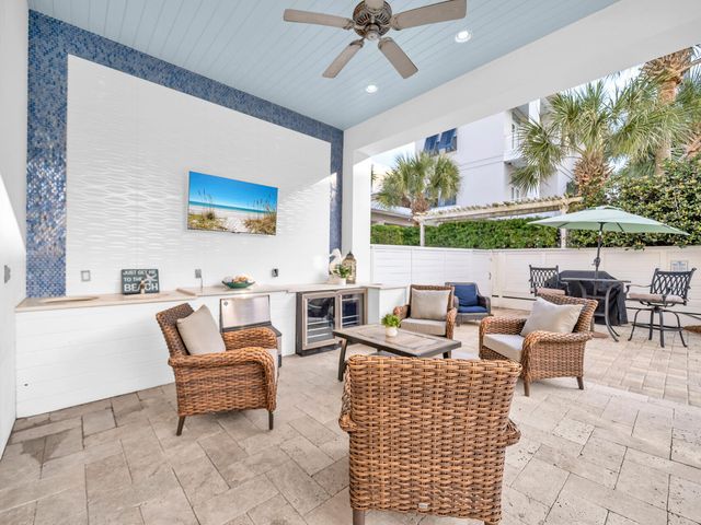 29 Los Angeles Street, Miramar Beach, FL 32550