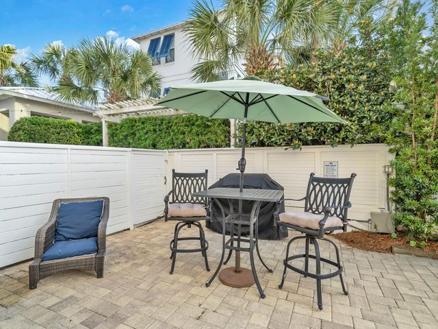 29 Los Angeles Street, Miramar Beach, FL 32550