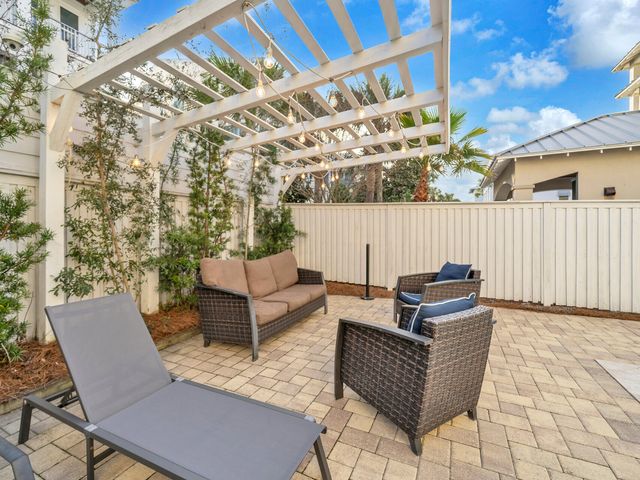 29 Los Angeles Street, Miramar Beach, FL 32550