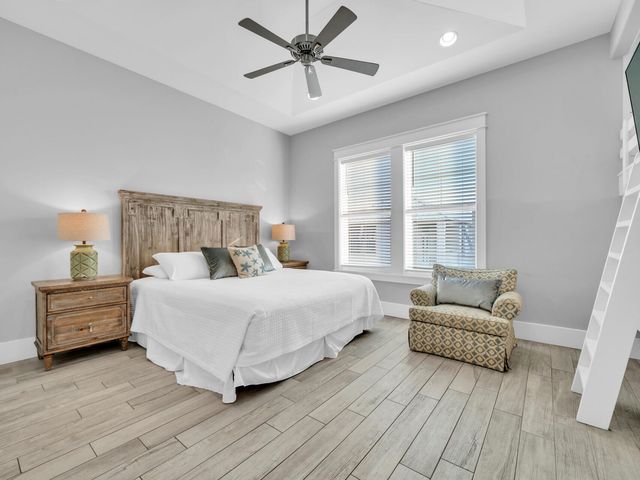 29 Los Angeles Street, Miramar Beach, FL 32550