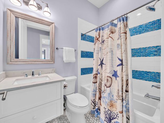 29 Los Angeles Street, Miramar Beach, FL 32550