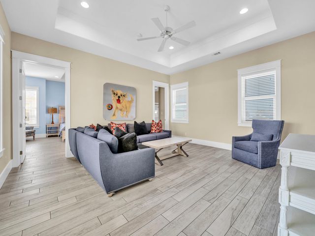 29 Los Angeles Street, Miramar Beach, FL 32550