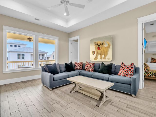 29 Los Angeles Street, Miramar Beach, FL 32550