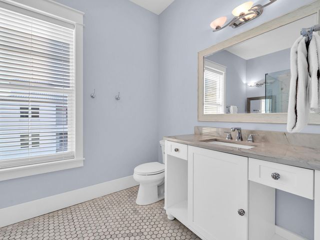 29 Los Angeles Street, Miramar Beach, FL 32550