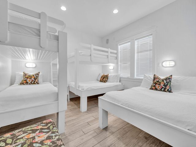 29 Los Angeles Street, Miramar Beach, FL 32550