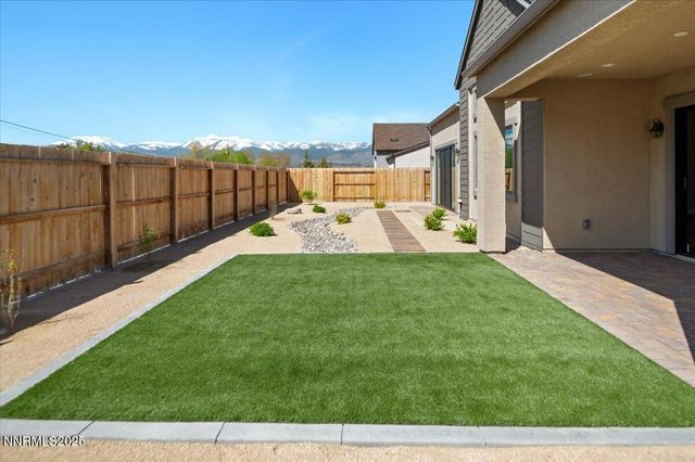 2982 Saddle Peak Drive, Reno, NV 89521