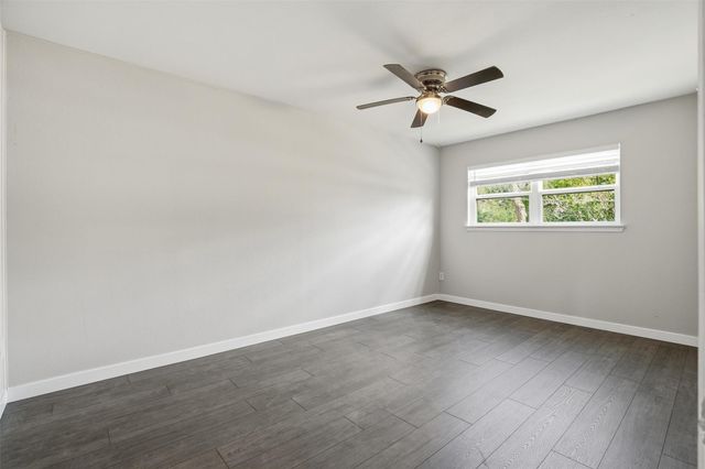 201 S Kansas Avenue F, League City, TX 77573