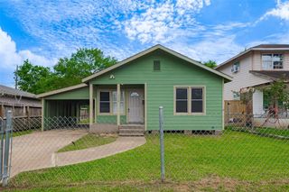 1210 Avenue E, Rosenberg, TX 77471