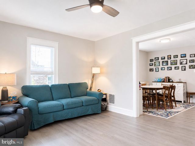 209 S 4TH ST, North Wales, PA 19454