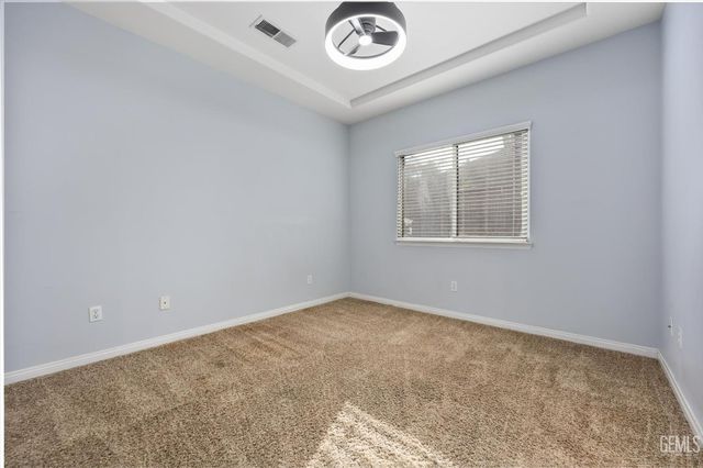 11305 Champions Avenue, Bakersfield, CA 93312