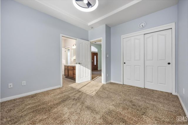 11305 Champions Avenue, Bakersfield, CA 93312