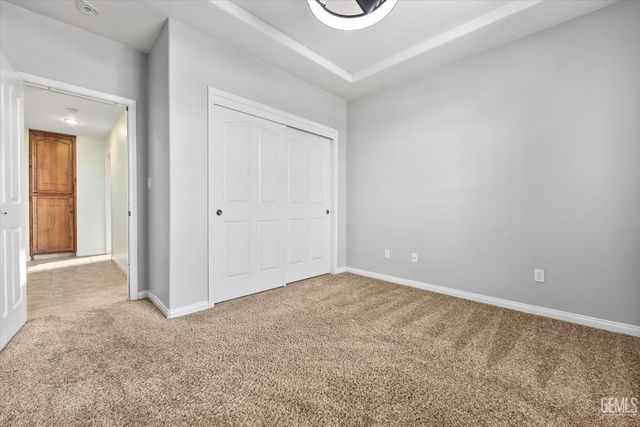 11305 Champions Avenue, Bakersfield, CA 93312