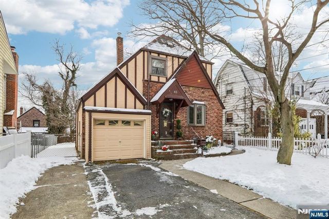 45 Marlboro Road, Clifton, NJ 07012