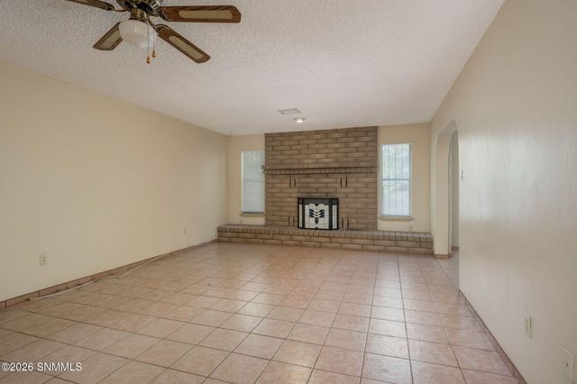 1716 Pomona Drive, Las Cruces, NM 88011