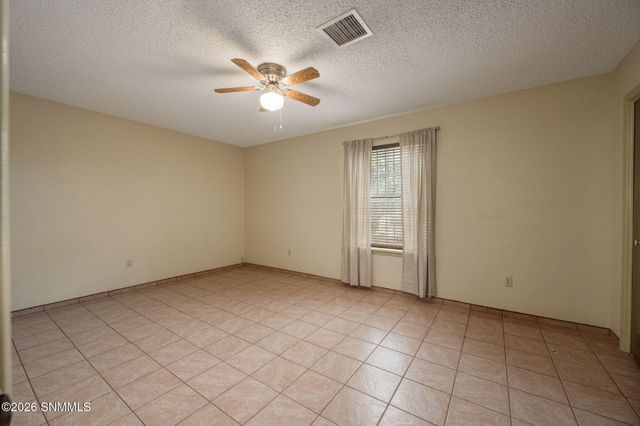 1716 Pomona Drive, Las Cruces, NM 88011