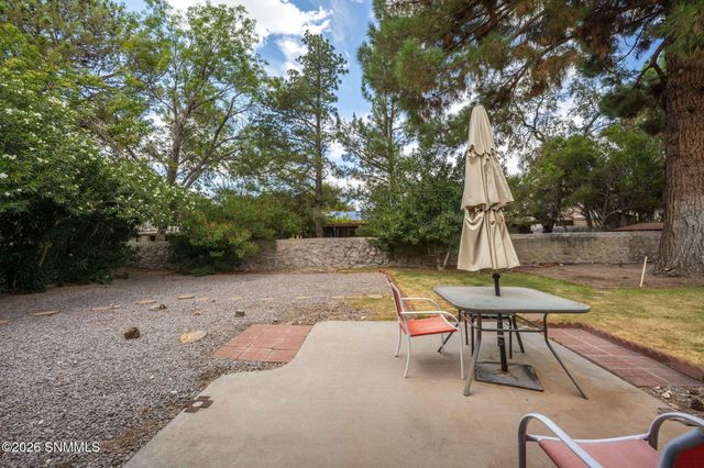 1716 Pomona Drive, Las Cruces, NM 88011