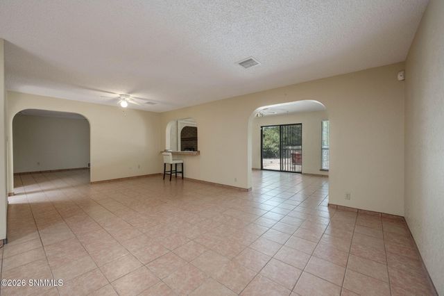 1716 Pomona Drive, Las Cruces, NM 88011
