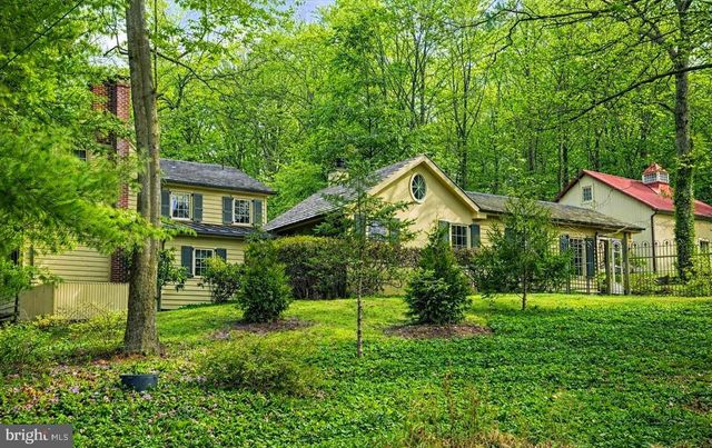 6338 OLD CARVERSVILLE RD, Carversville, PA 18913