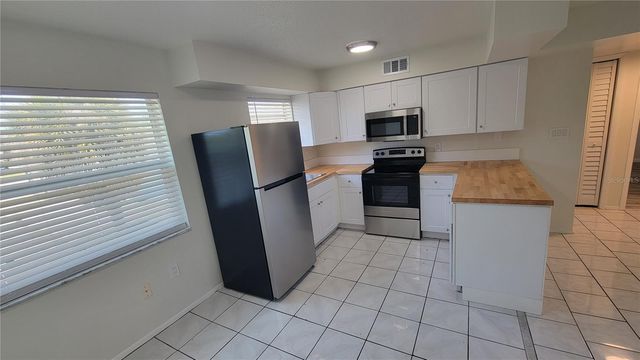308 AVANDA COURT 6, Clearwater, FL 33756