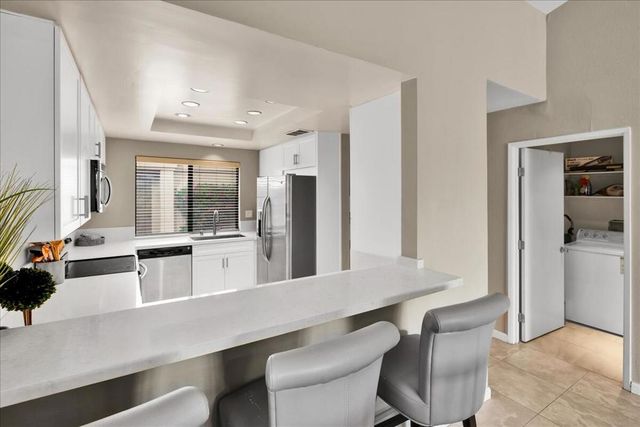 76527 Begonia Lane, Palm Desert, CA 92211