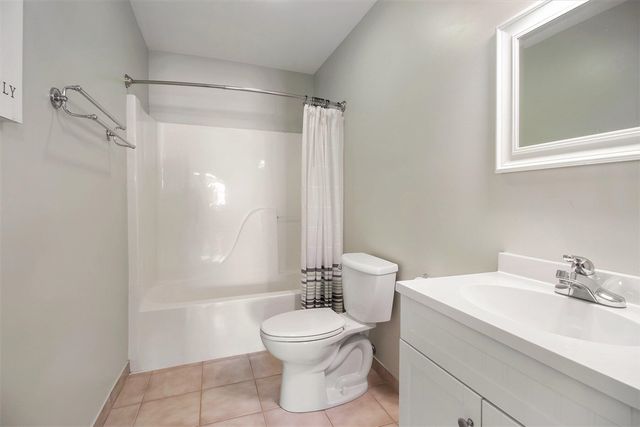 9510 Pere Marquette Drive, Canadian Lakes, MI 49346