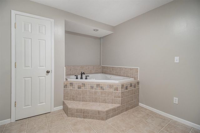 9510 Pere Marquette Drive, Canadian Lakes, MI 49346