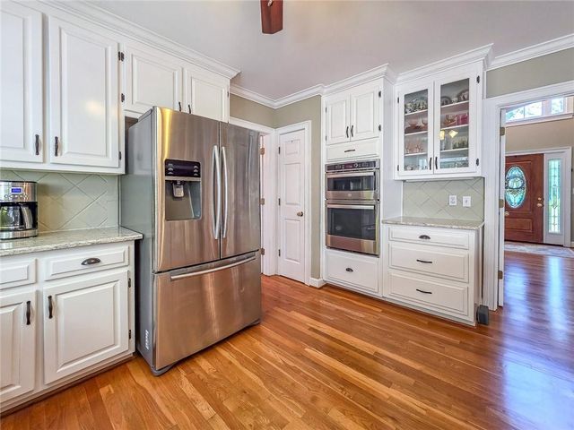 5741 Brookstone Walk NW, Acworth, GA 30101