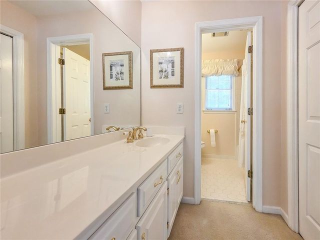 5741 Brookstone Walk NW, Acworth, GA 30101