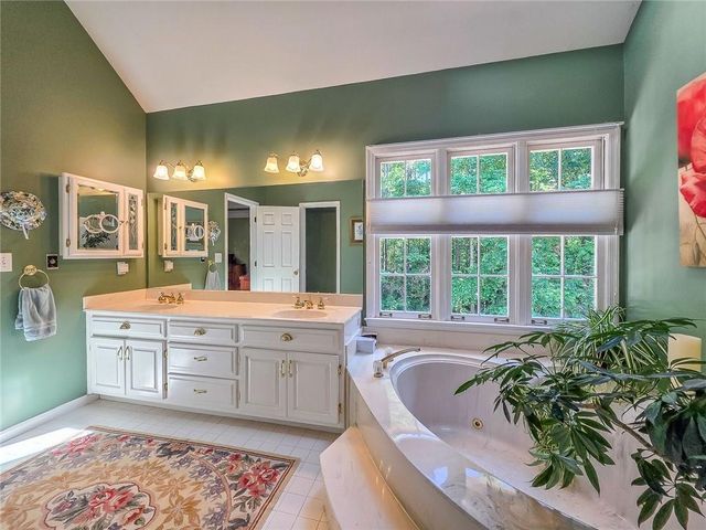 5741 Brookstone Walk NW, Acworth, GA 30101