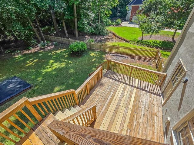 5741 Brookstone Walk NW, Acworth, GA 30101