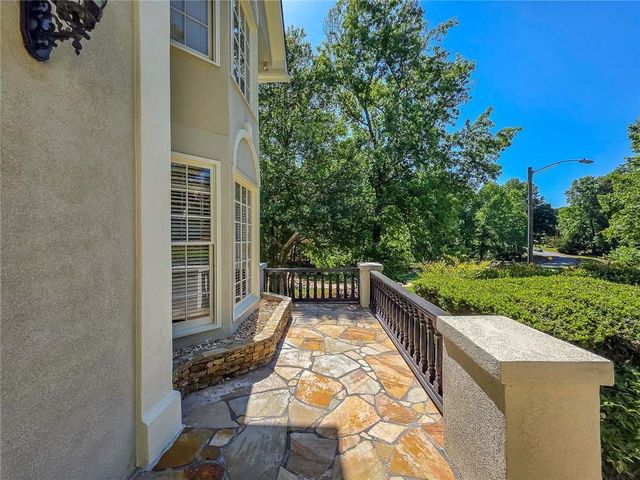 5741 Brookstone Walk NW, Acworth, GA 30101