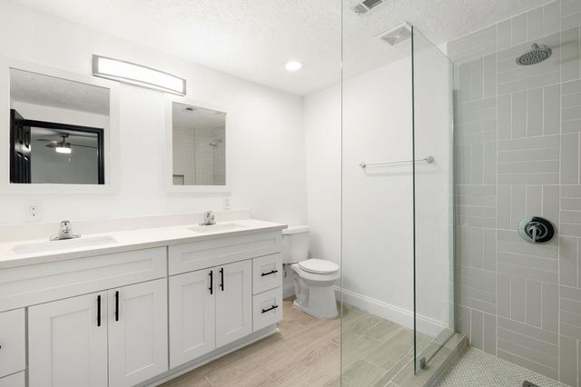 6825 London Street, Houston, TX 77021