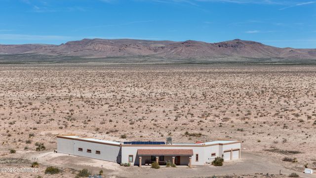 22445 SE Solo Runway, Deming, NM 88030