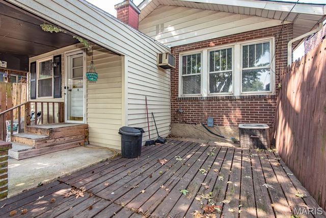 8120 Pennsylvania Avenue, St Louis, MO 63111