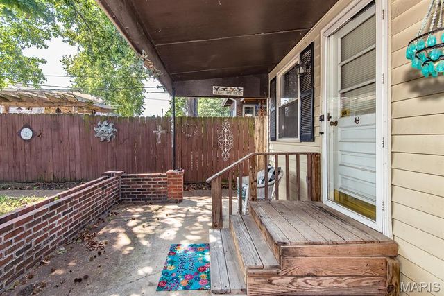 8120 Pennsylvania Avenue, St Louis, MO 63111