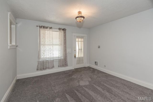 8120 Pennsylvania Avenue, St Louis, MO 63111